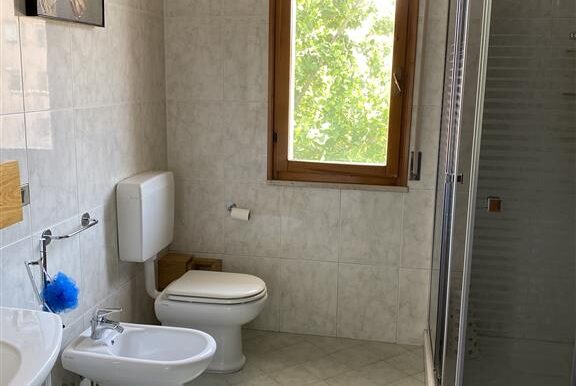 app4 bagno grande_1 (Medium)